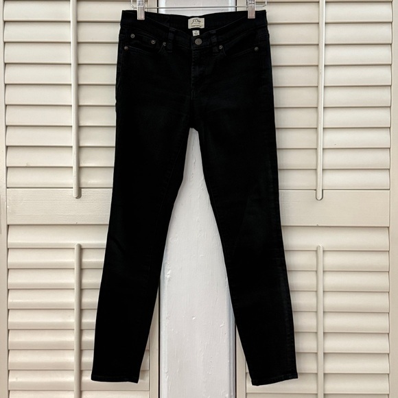 J. Crew Denim - J. Crew Midrise Toothpick Black Jeans 26